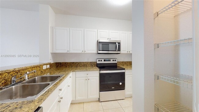 Photo - 2929 SE 2nd St Unit 7