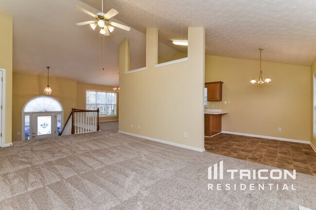 Photo - 4019 McDowell Dr