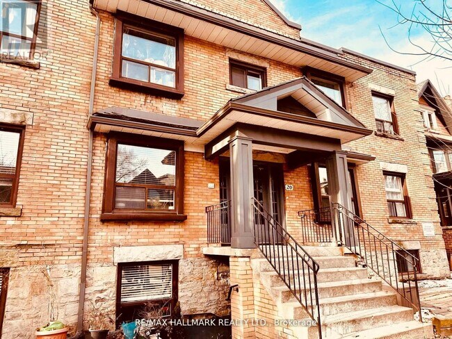 Photo - 20 Triller Ave Unit 4