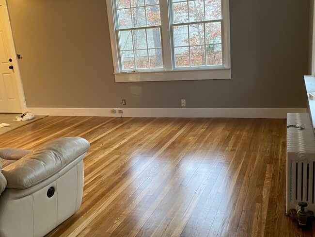 Living Room - 84 Milton Rd