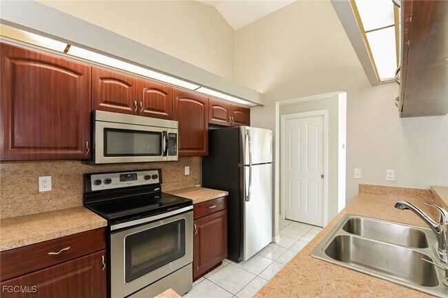 Photo - 1045 Albany Ave