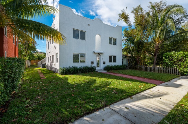 Building Photo - 518 Biscayne Dr Unit C