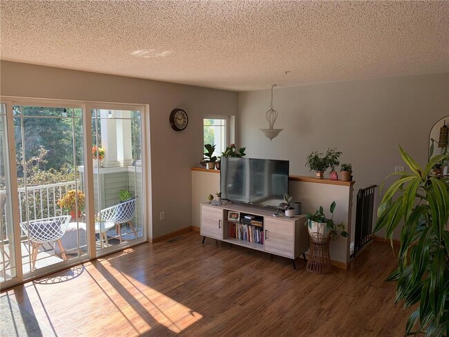 Photo - 4770 Underwood Ln N