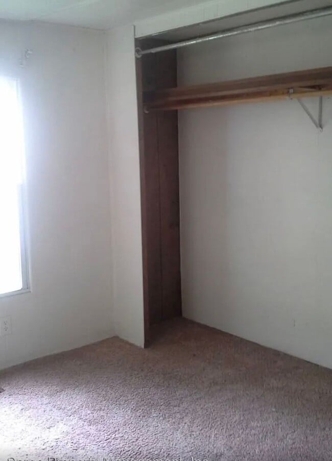 Photo - 401 S Mitchell St