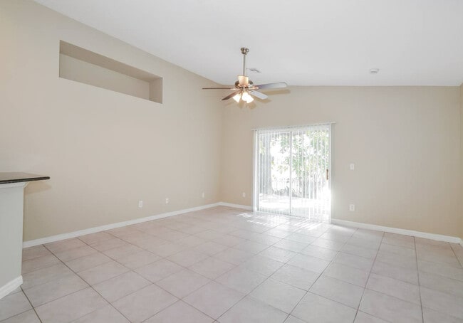 Photo - 1200 Rhode Island Ave N