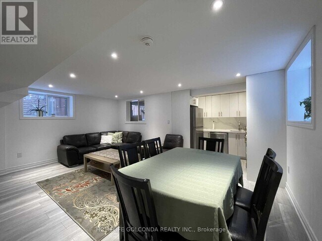 Photo - 66 Antique Dr