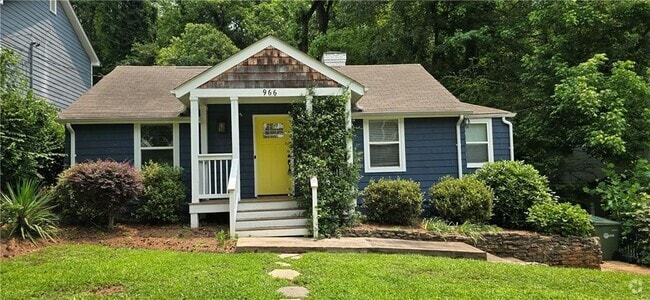 Building Photo - 966 Gaston St SW Rental