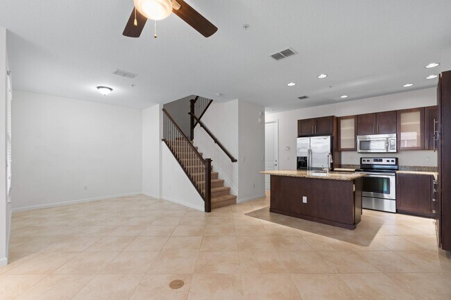 Photo - 1439 NW 49th Ln
