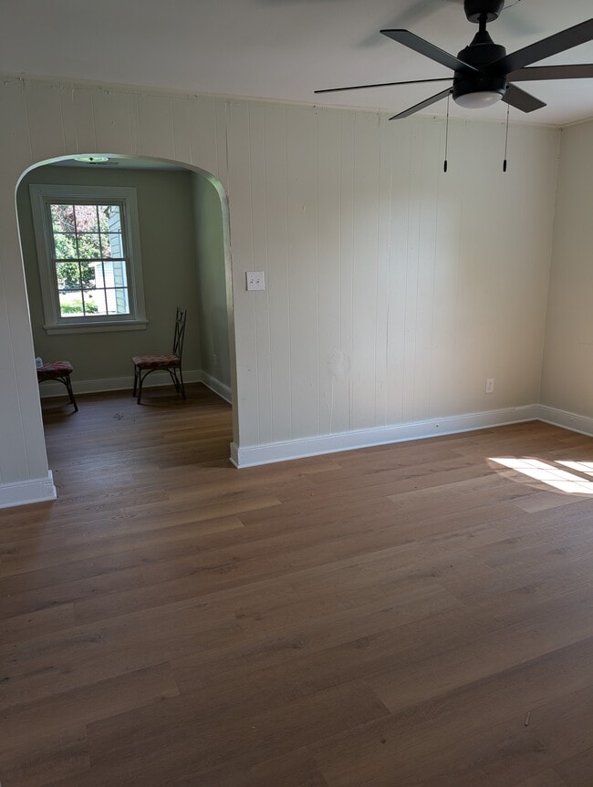 12 Naglee Ave