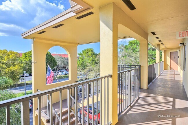 Photo - 1351 SW 125th Ave Unit 401S