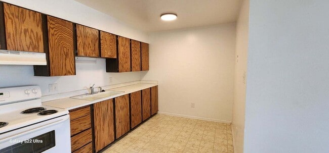 Photo - Windwood Manor Apartments