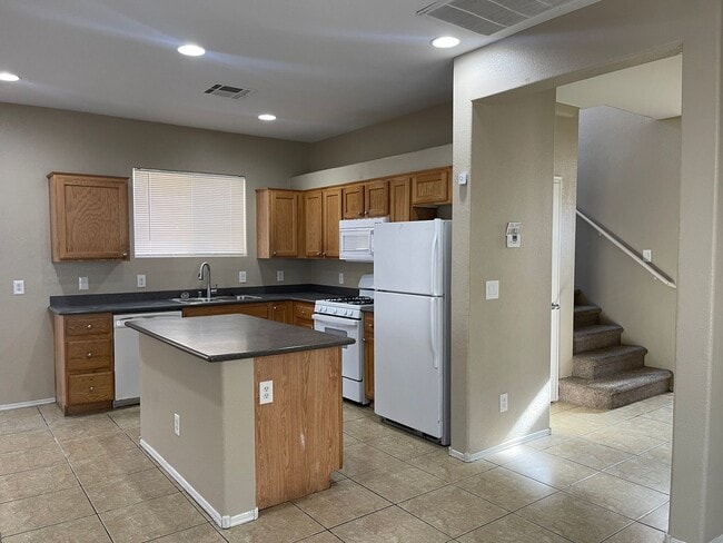 Photo - 4348 Santa Clarita Ave