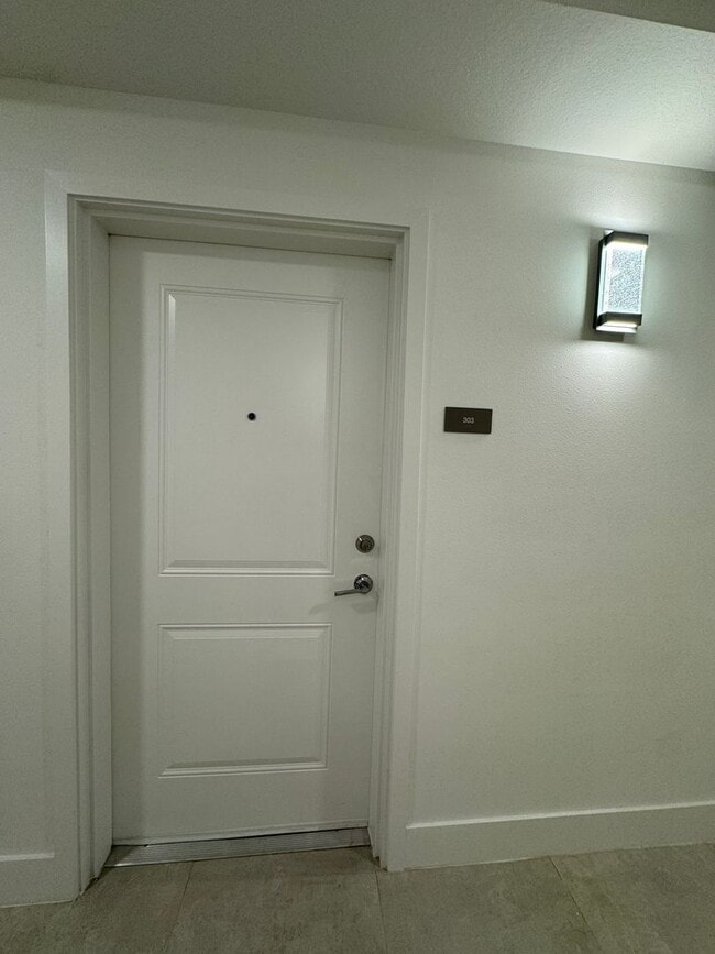Photo - Cozy condo for Lease