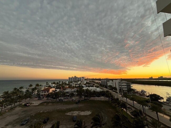 Photo - 3111 N Ocean Dr Unit 811