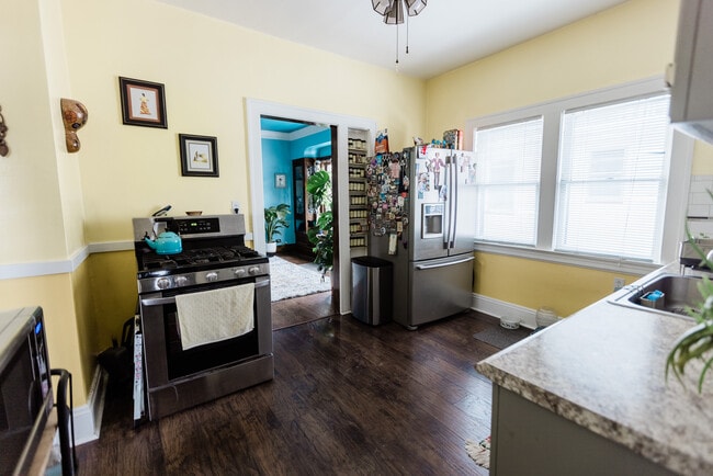 Photo - 2196 Bunts Rd