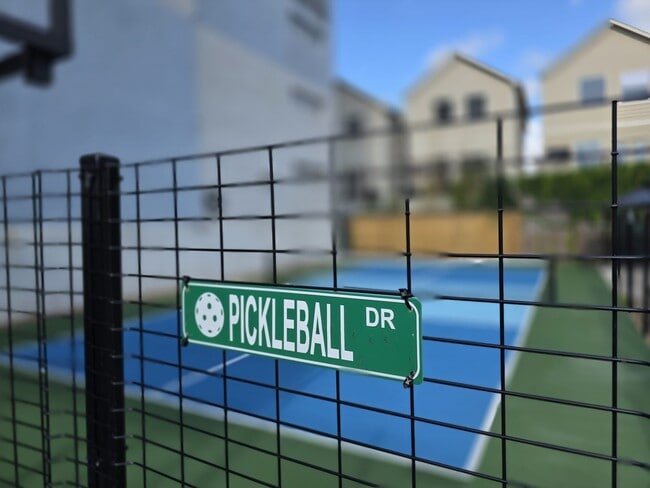 Photo - 5400 Memorial Dr Unit 701