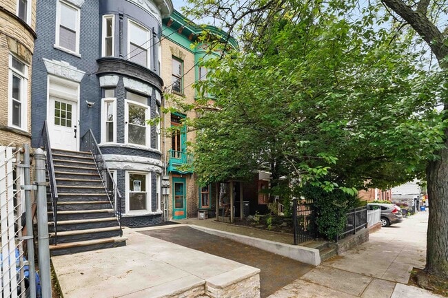 Building Photo - 52 Brinkerhoff St Unit 2 Rental