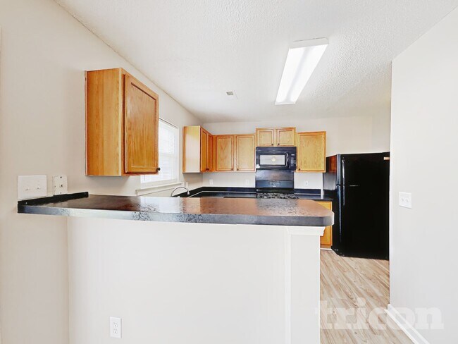 Photo - 4429 Devonhill Ln