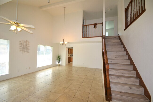 Photo - 12410 Meadow Briar Dr