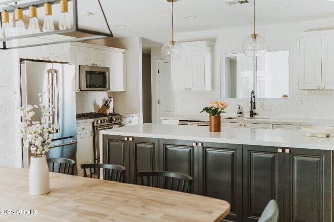 Photo - 8737 E Rose Ln