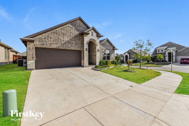 Photo - 4041 Honeyapple Way