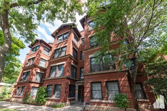Building Photo - 2 bedroom in Evanston IL 60202 Unit 945-1 Rental