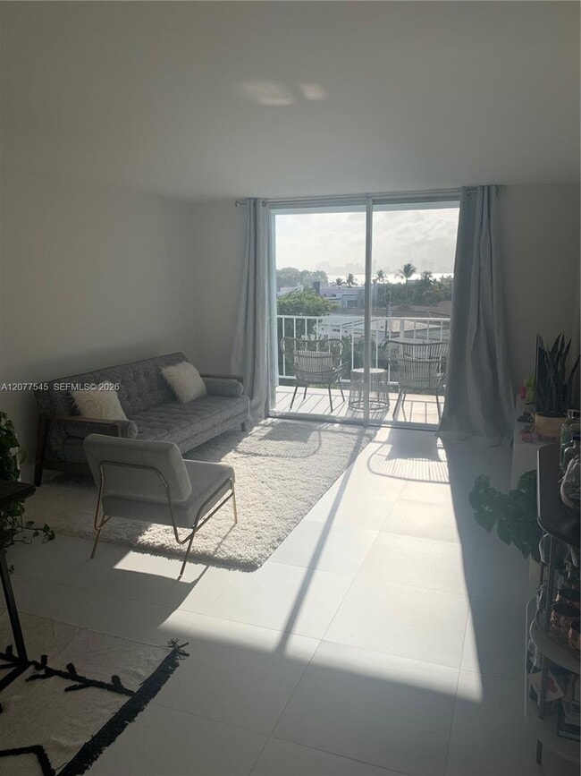 Photo - 6900 Bay Dr Unit 5A