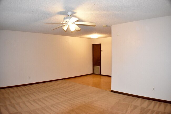 Photo - 214 Rials Dr Unit A