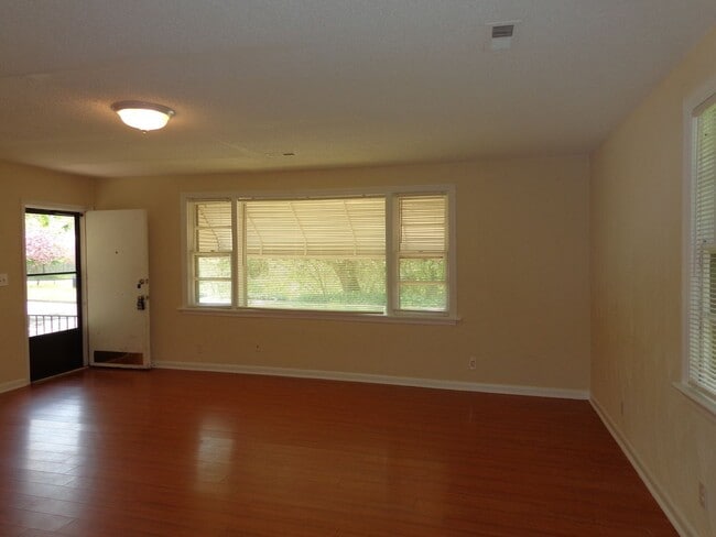 Photo - Lafayette Terrace