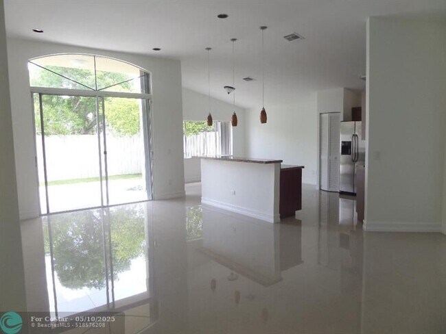 Photo - 2003 NW 178th Way