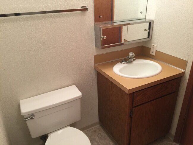 Photo - 2005 NE Terre View Dr Unit A3
