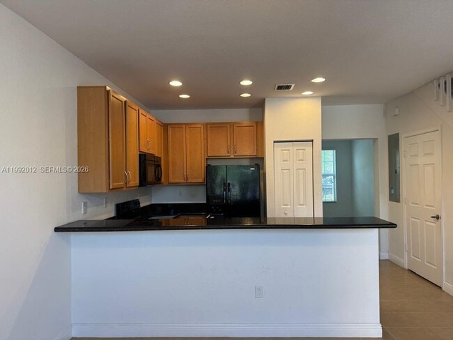 Photo - 14733 SW 11th St