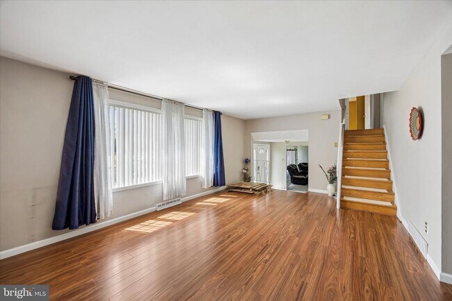 Photo - 805 Selma St