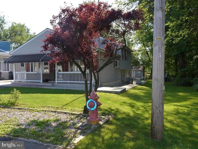 Building Photo - 3131 Clive Ave