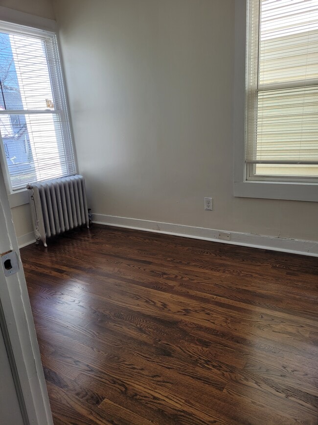 Dormitorio - 402 E 18th St Unidad 402 e 18th st.  # 2