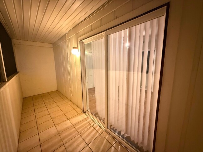 Photo - 712 Lucaya Dr Unit A