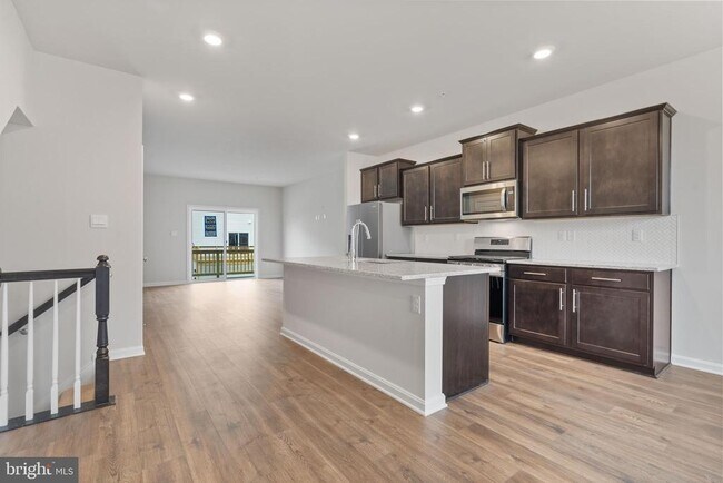 Photo - 5225 Manor Park Dr