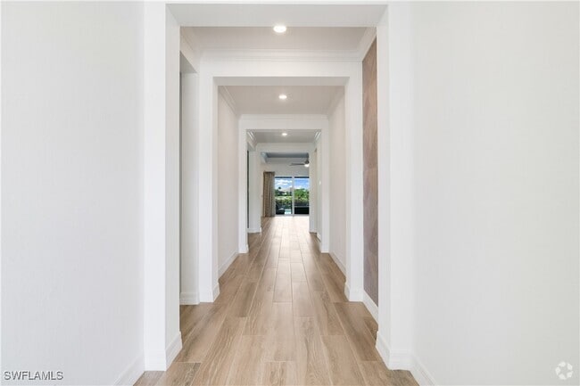 Building Photo - 13528 Blue Bay Cir Rental