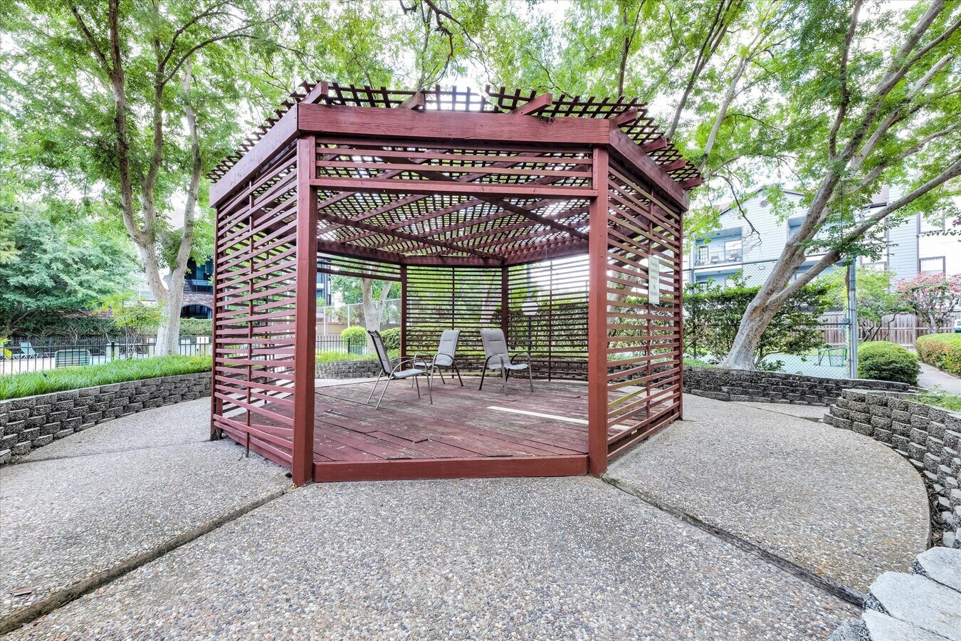 Photo - 10811 Richmond Ave. Unidad 101