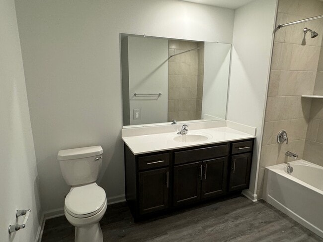 Photo - 3211 Ventura Drive - Valley View Building 32 Unit 7