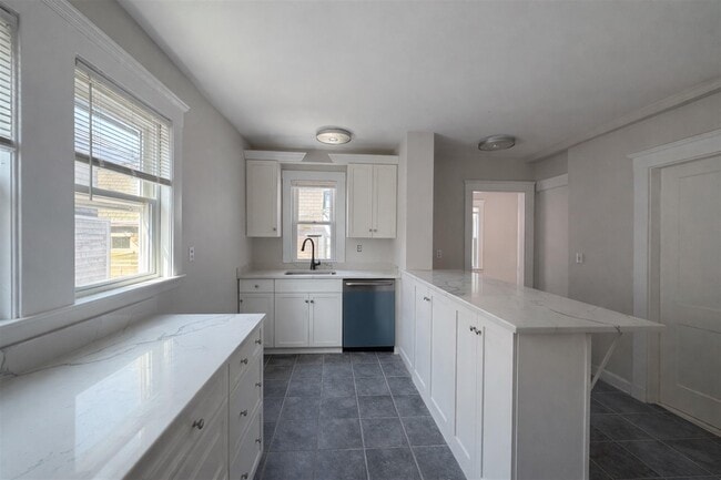 Photo - 441 Broadway Unit 2