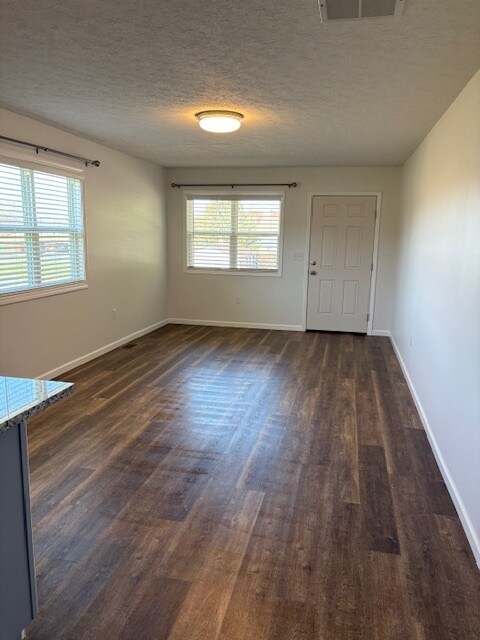 Photo - 815 Warrior Dr, Vincent, OH, 45784