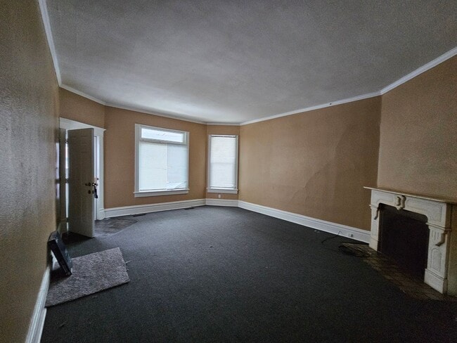 Building Photo - 1721 W Sherman Ave Unit Lower