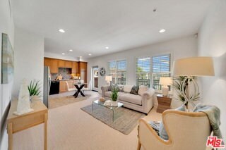Photo - 6020 S Seabluff Dr