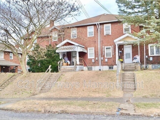 Building Photo - 864 Vankirk St Rental