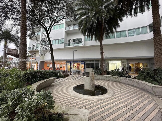 Photo - 7135 Collins Ave Unit 605