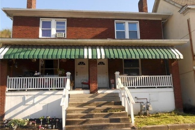 Photo - 600 Division St