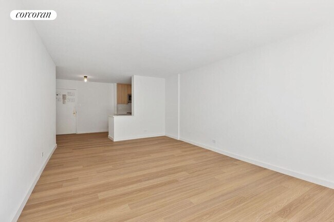 Photo - 501 E 87th St