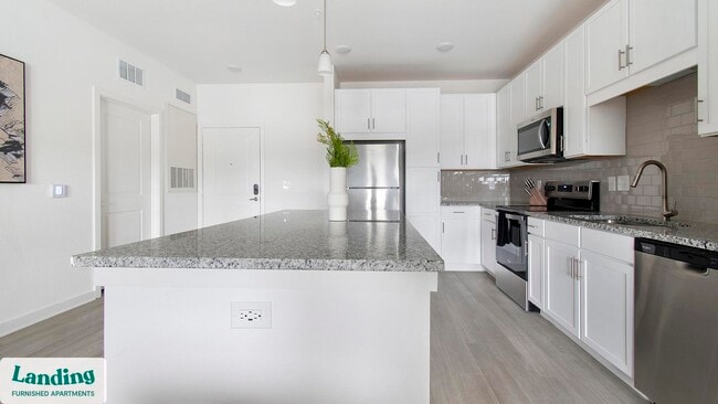 Photo - 12525 Tibbets Ln Unidad 1404