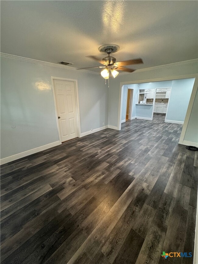 Photo - 1705 Holly St